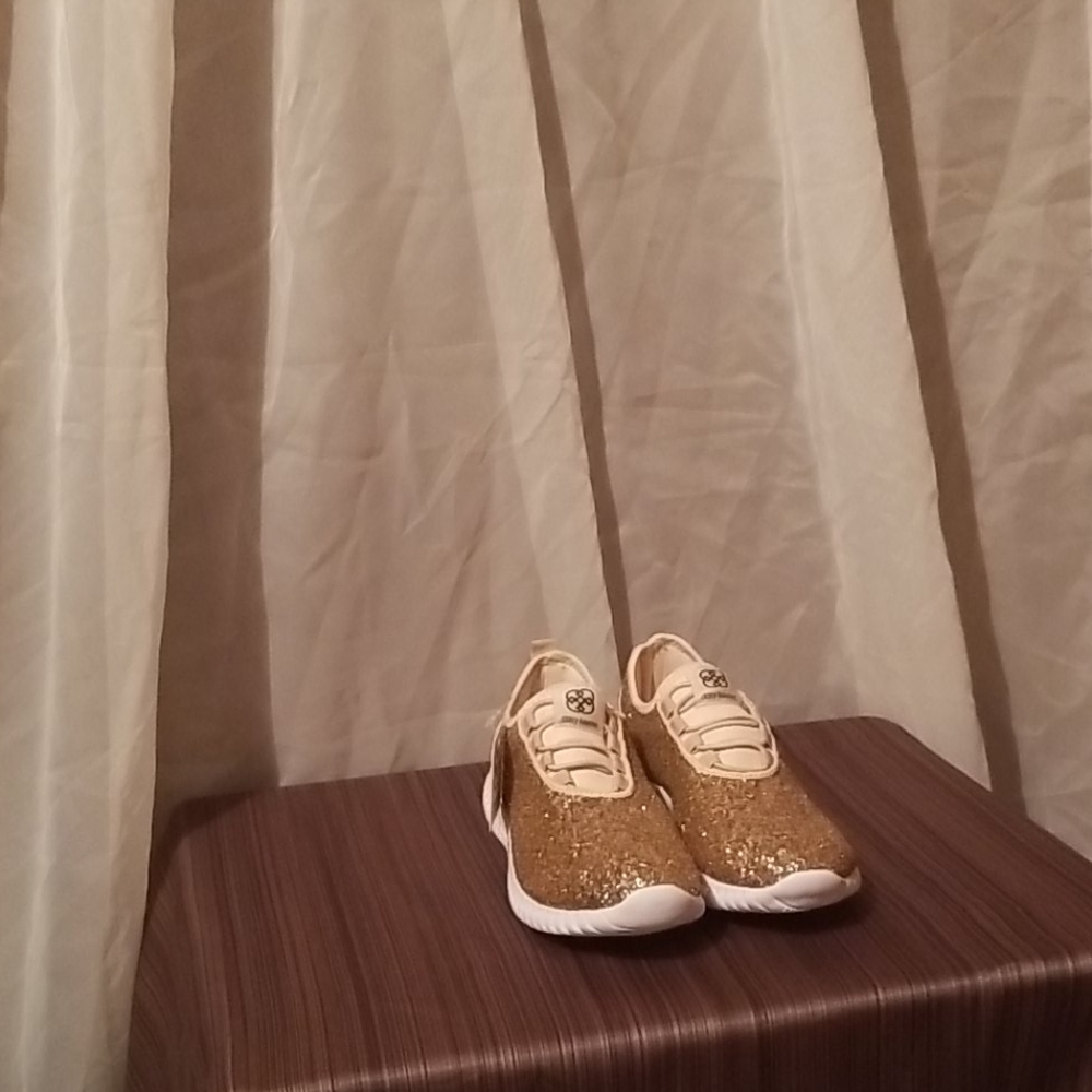 Daisy Fuentes Rose Gold Sneakers